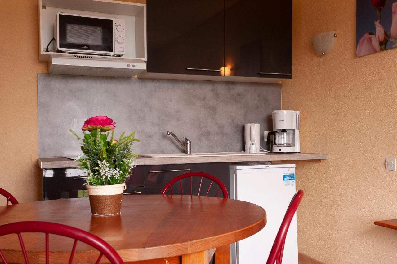 Le Catalan - Hotel Et Appartements モン・ルイ エクステリア 写真