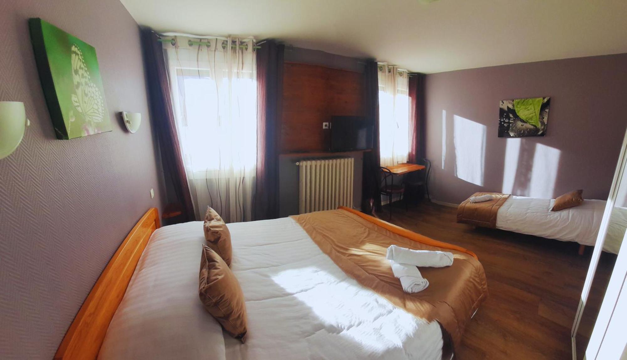 Le Catalan - Hotel Et Appartements モン・ルイ エクステリア 写真
